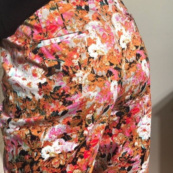 Line-a Domani Floral Print Skinny Ankle Pants - Picture 8 of 11